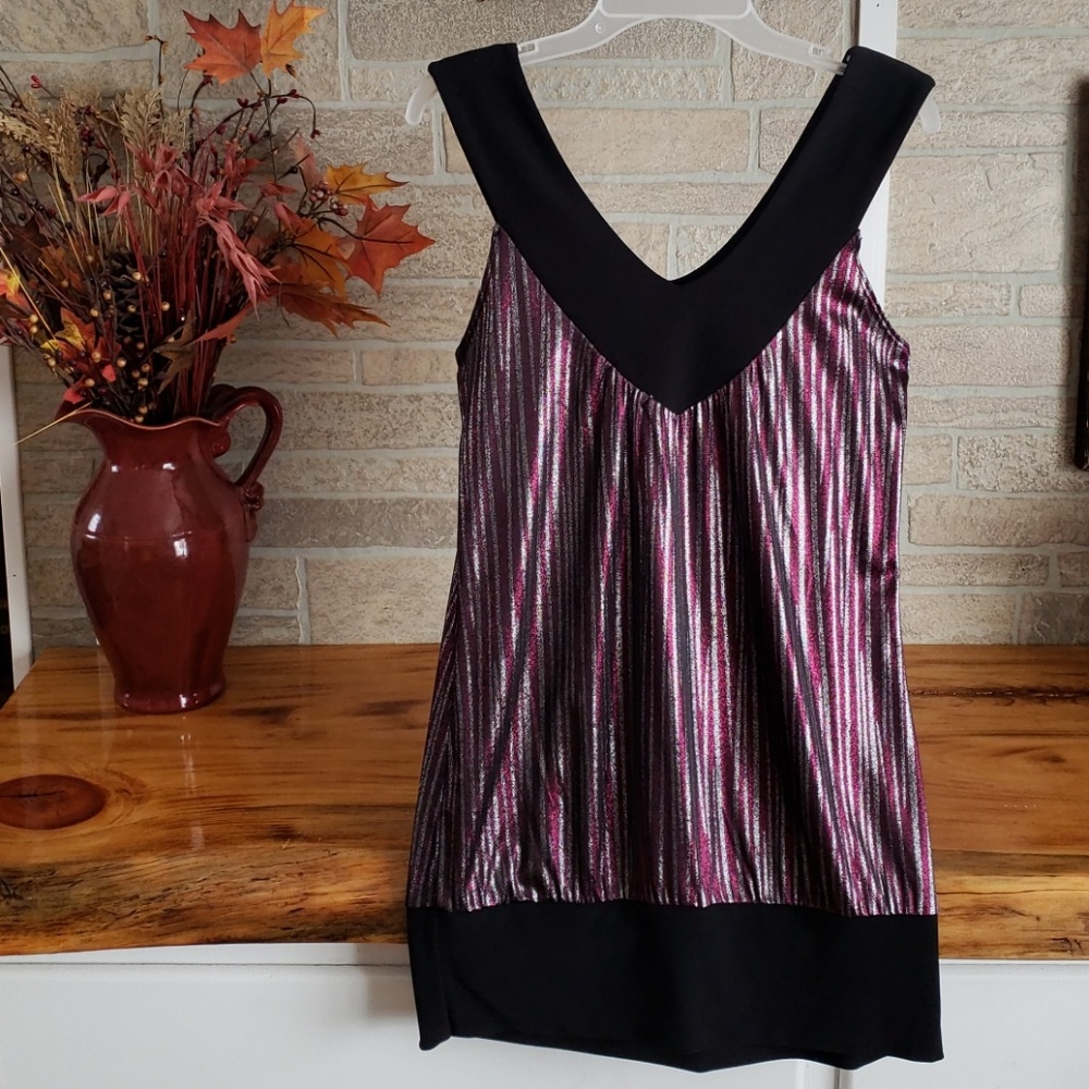 Sleeveless top